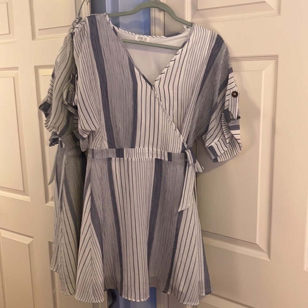 White and blue striped wrap dress Size L